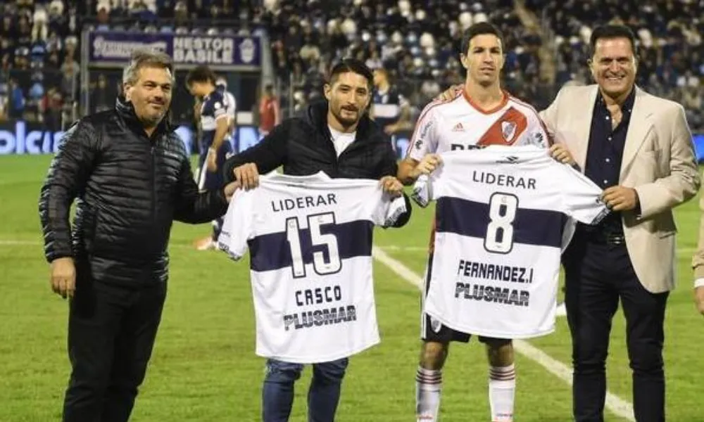 Casco y Nacho suenan en el Lobo