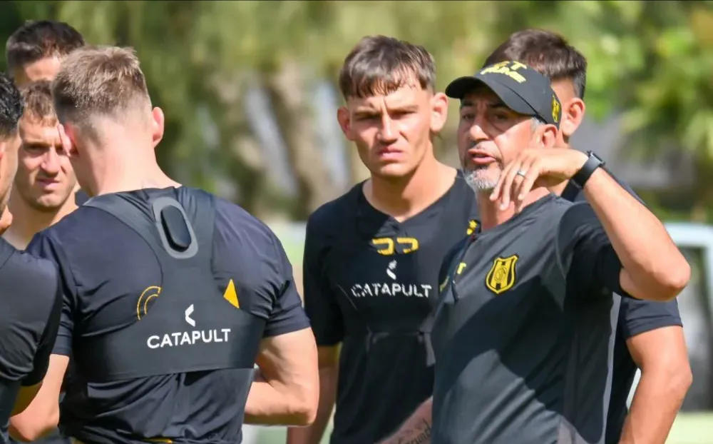 El Aurinegro debuta en la Primera Nacional frente a un Brigadier López colmado