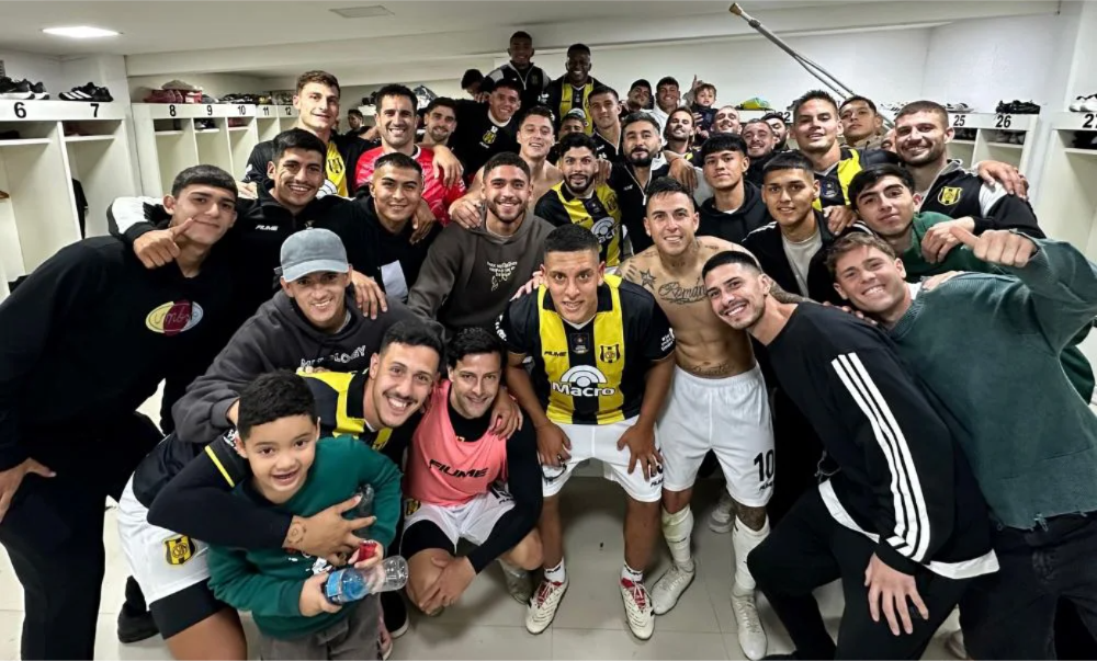 El equipo de Cristian Díaz resolvió un partido incómodo con contundencia y logró su primer triunfo.