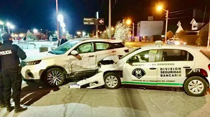 Choque en Trelew. Un patrullero