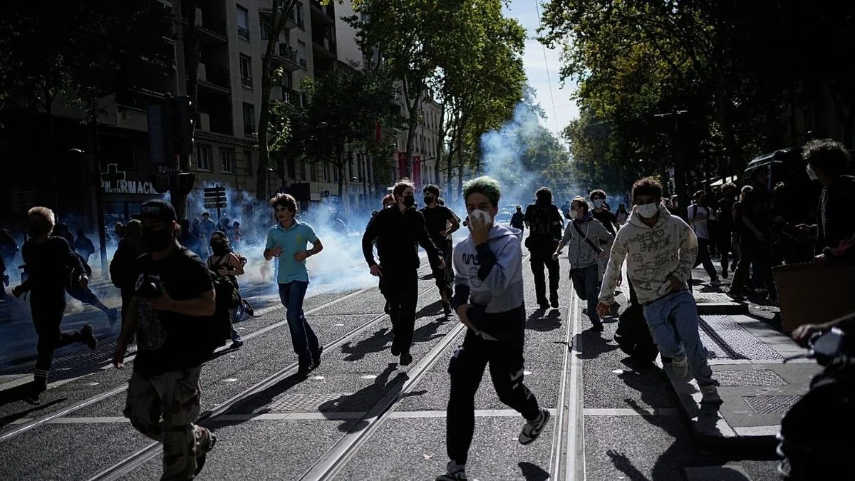 Francia: la protesta estudiantil alcanza su mayor jornada Foto X @Nexo_Latino