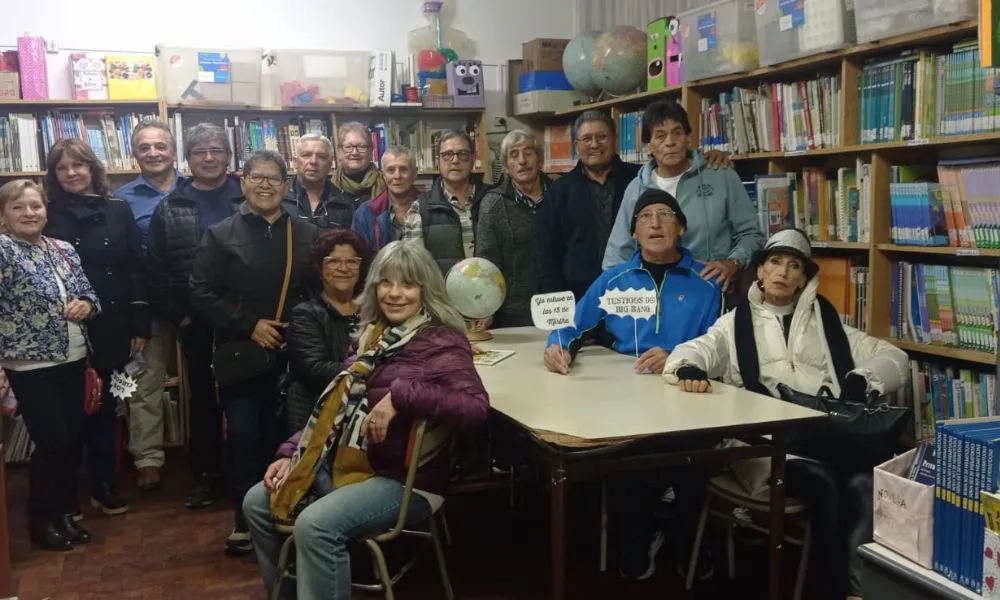 Escuela 84 de Madryn aniversario 11
