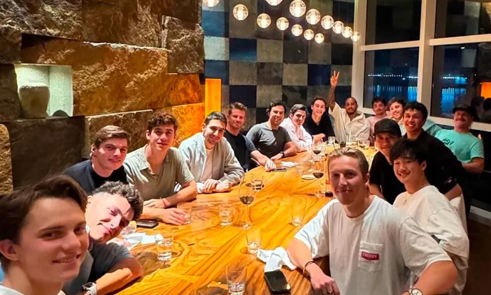 Colapinto cena de fin de temporada