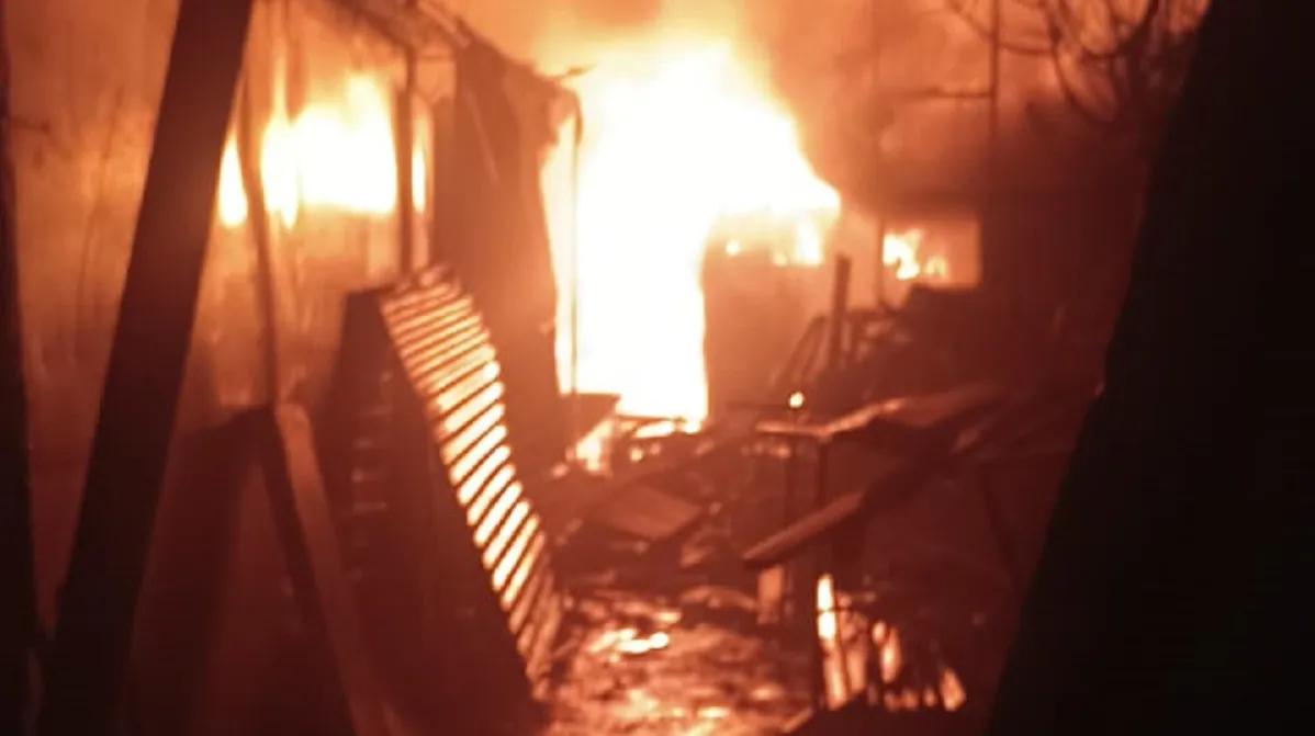 Vivienda incendiada en Comodoro