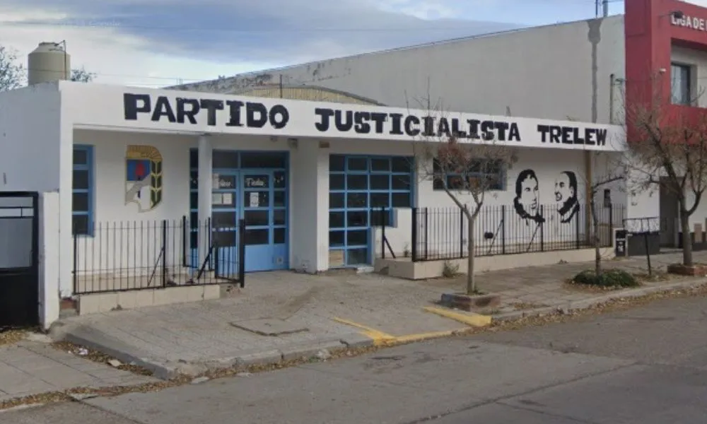 PJ Trelew