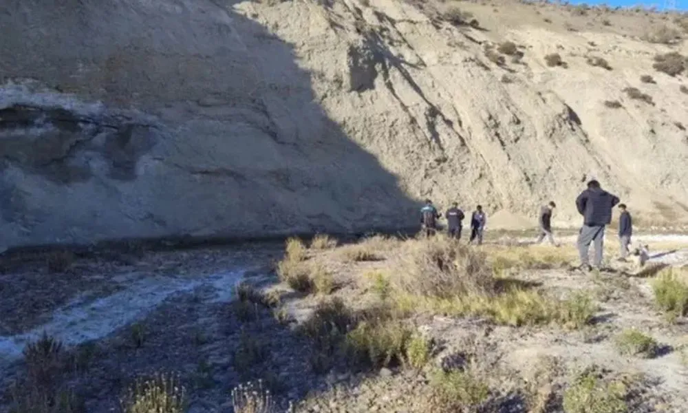 Un hombre murió al caer de un acantilado en Comodoro. Foto: El Patagónico