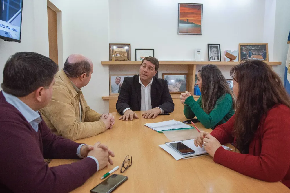 Rawson y Provincia fortalecen los trabajos de mantenimiento en  escuelas