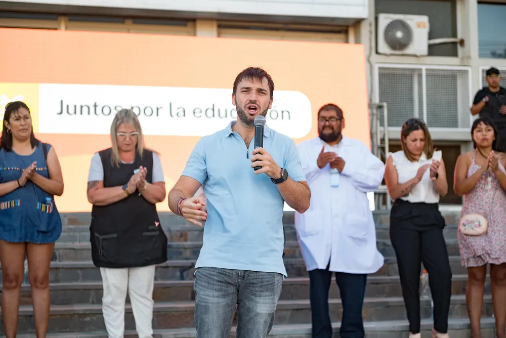 Gobernador Ignacio Torres