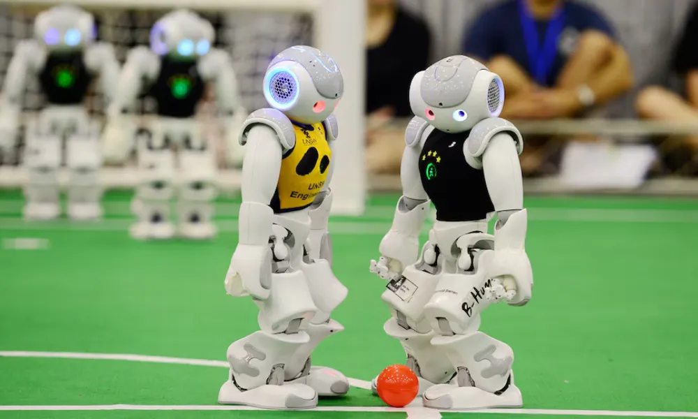 Robots chinos juegan futbol