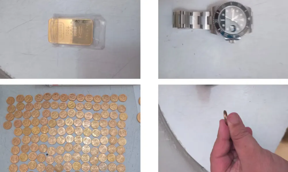 Monedas robadas de una caja de seguridad