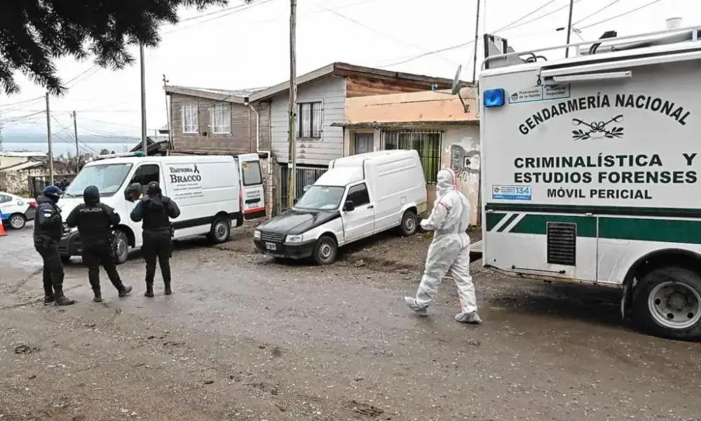 Un policía fue detenido por el femicidio de una joven de 22 años en Bariloche