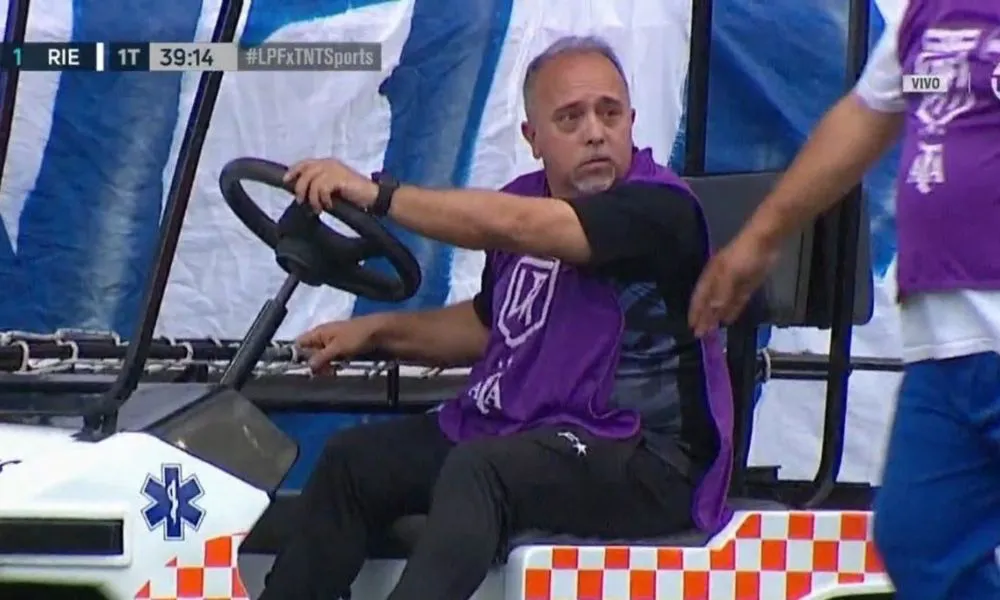 Expulsaron al conductor del carrito en Godoy Cruz–Riestra