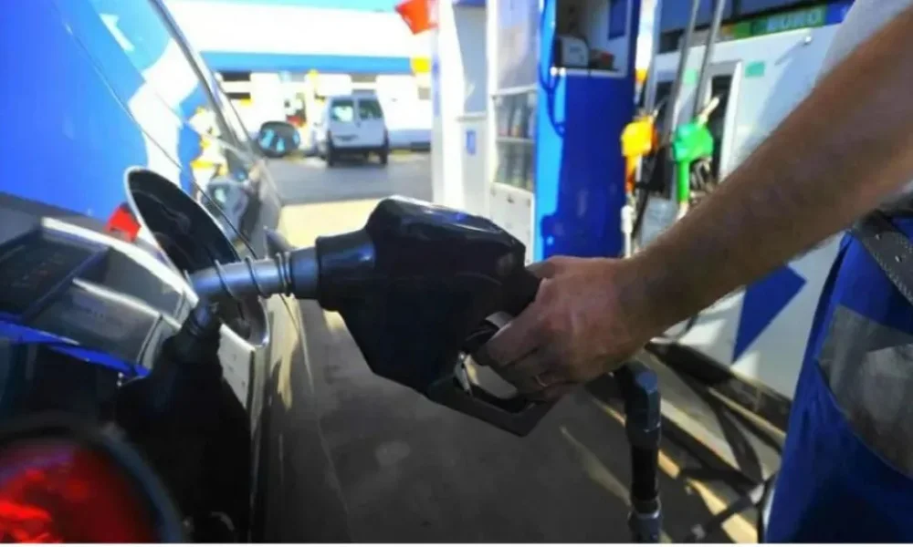 Los datos difundidos por el sector marcaron un nuevo retroceso en las ventas al público.