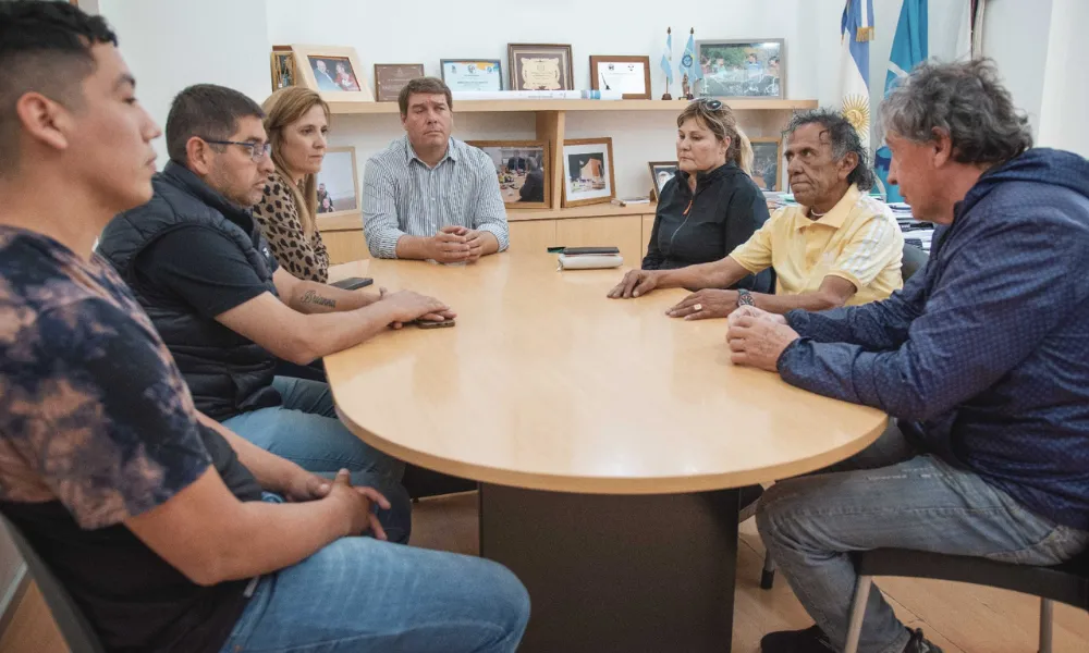 Biss recibió a taxistas de La Terminal