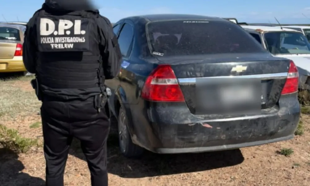Auto secuestrado por la Policía de Trelew