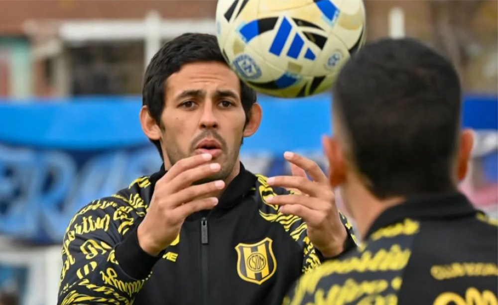 Deportivo Madryn busca recuperarse luego de la caída ante Colón.