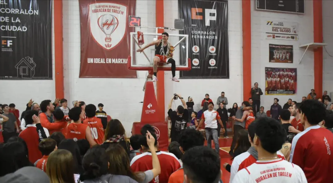 Huracán rompió el maleficio y gritó campeón