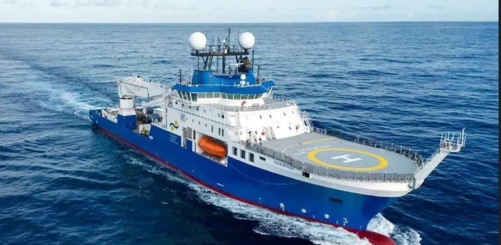 falkor barco cientifico