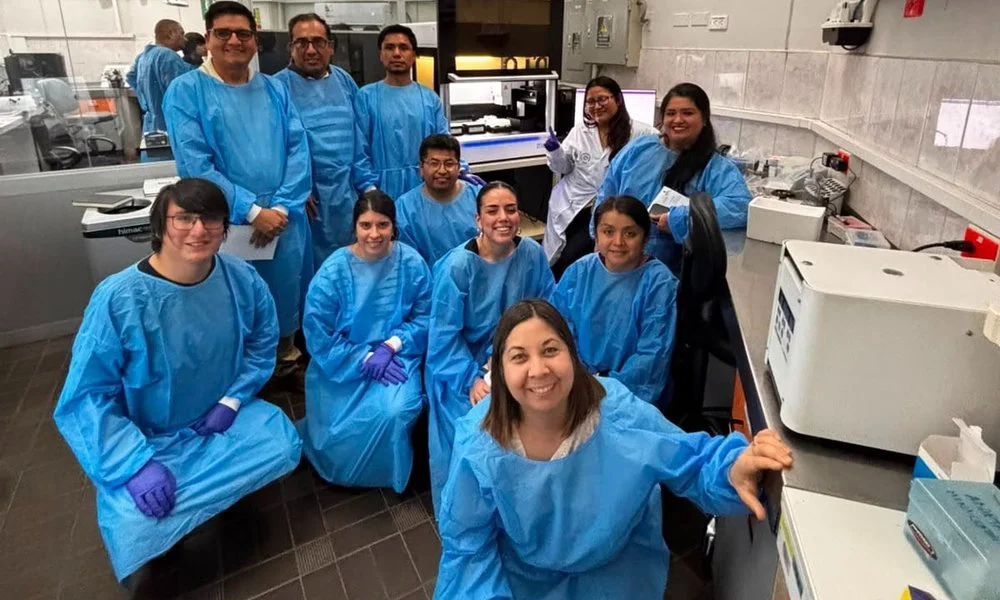 La doctora Irina Velázquez en capacitación internacional