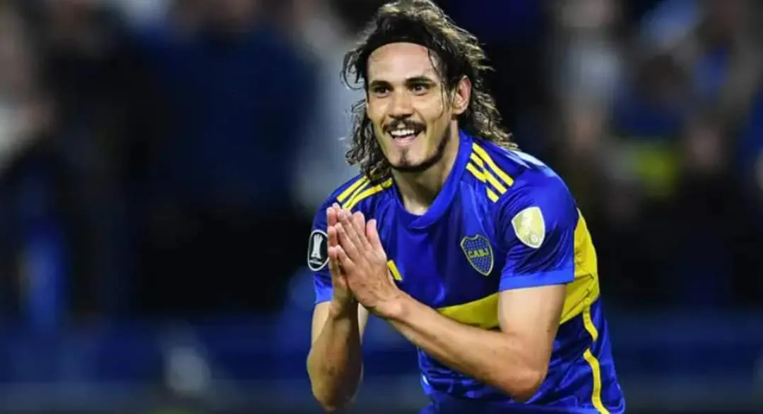 VALIÓ LA PENA LA ESPERA: CAVANI TUVO UNA NOCHE SOÑADA