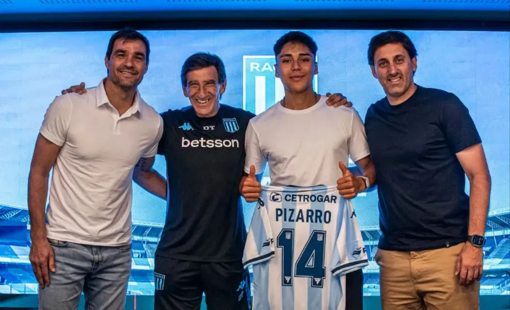 La Academia presentó a su tercer refuerzo y Gustavo Costas define el equipo sin Marcos Rojo