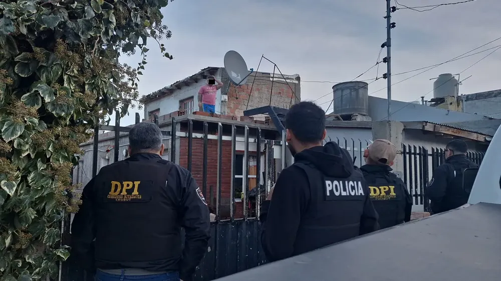 Allanamiento en el barrio San Martín de Comodoro Rivadavia