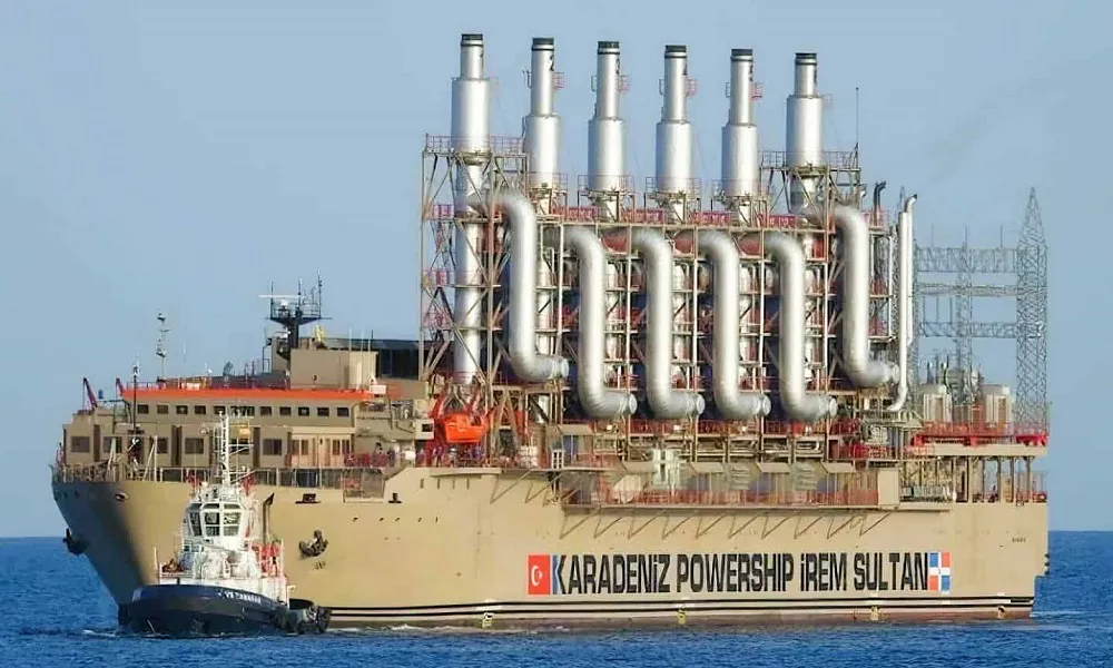 Barco generador de electricidad