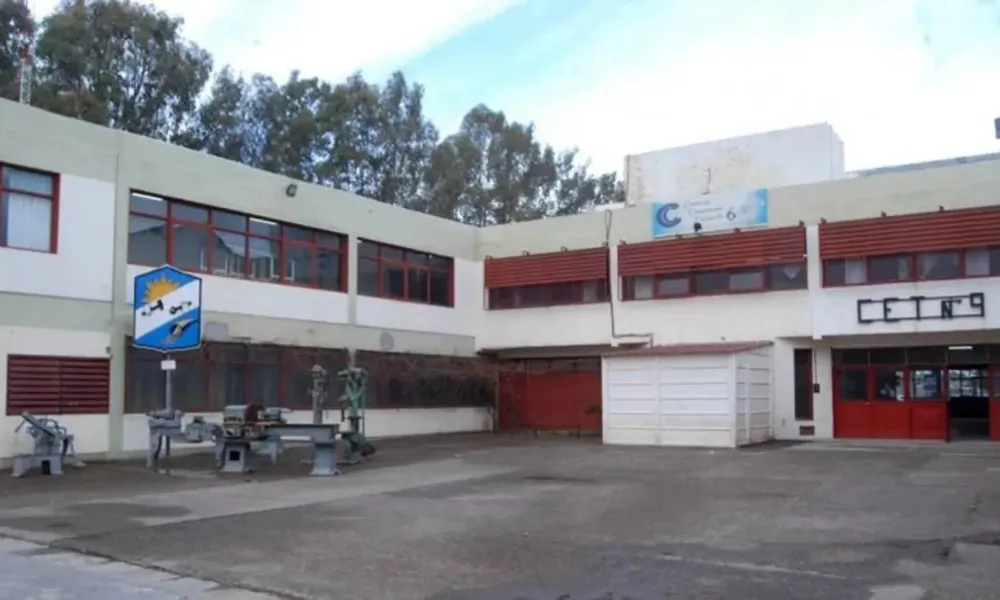 Escuela Cipolletti