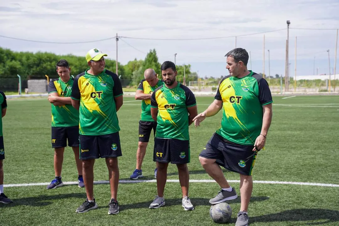 LA RIBERA ARRANCÓ LA PRETEMPORADA CON NUEVO TÉCNICO