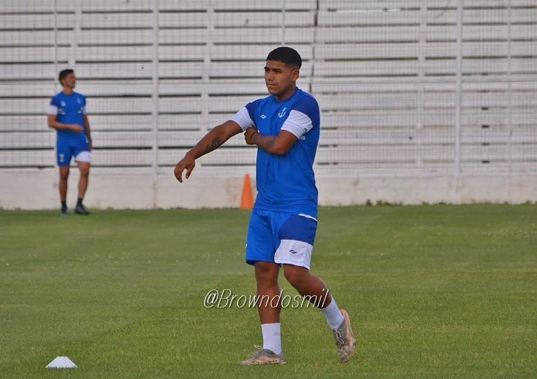 MAICOL VILCHEZ: LA JOYITA DE BROWN QUE AHORA SE FUE A MORENO