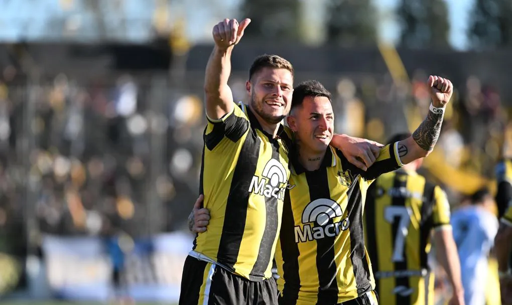 Fabrizio Llobet será el árbitro del partido entre Deportivo Madryn y Gimnasia de Jujuy.