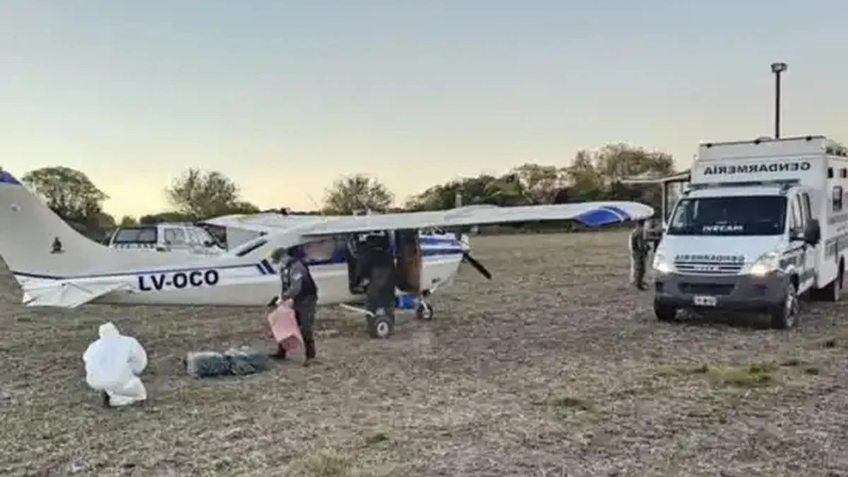 avioneta abandonada en Santiago del Estero (Infobae)