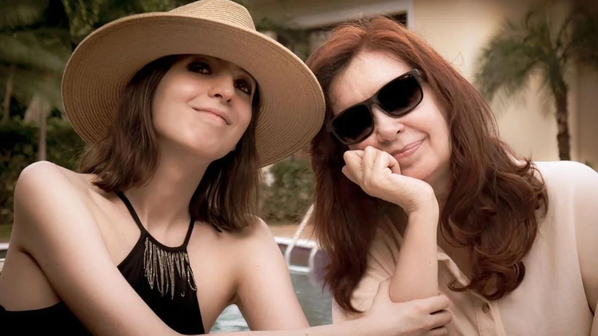 Florencia y Cristina Kirchner. Foto IG @cristinafkirchner