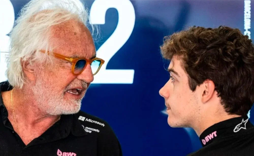 El dirigente Briatore destacó la evolución del piloto argentino.