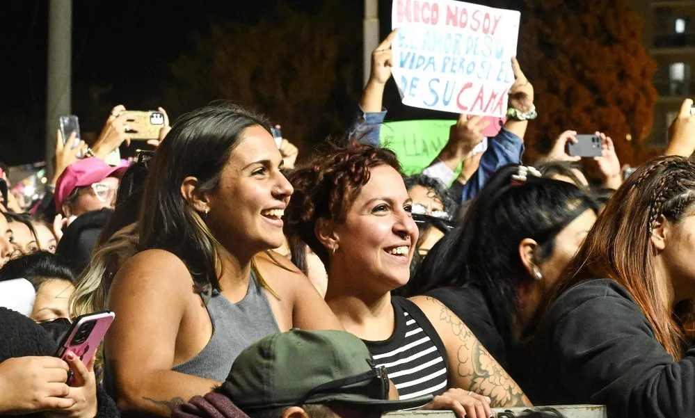 SHOW EN VIVO MADRYN 4_11zon