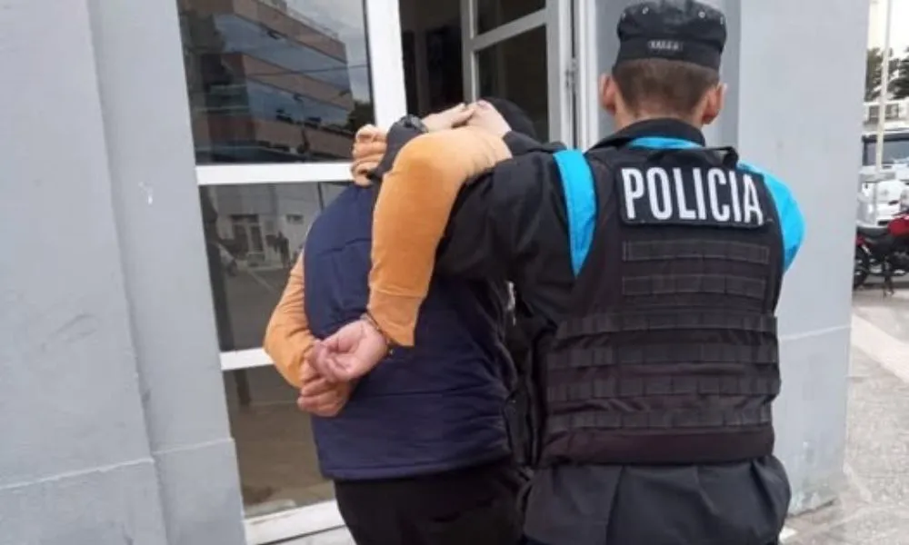Joven con pedido de captura por robo agravado en Comodoro