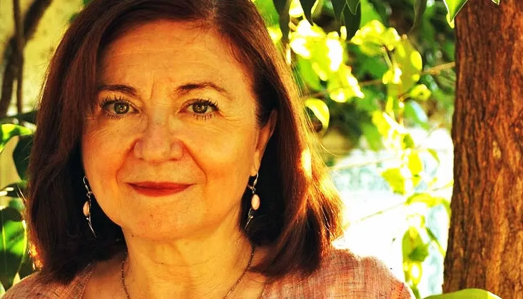 MARÍA ROSA LOJO