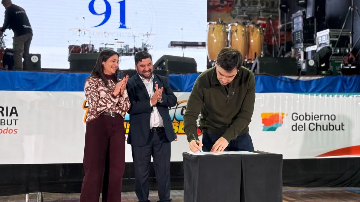 Firma de acuerdo para Río Mayo