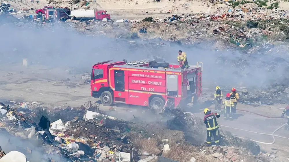 Incendio en el GIRSU Rawson