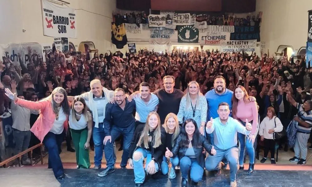 Gustavo Mac Karthy en cierre de campaña