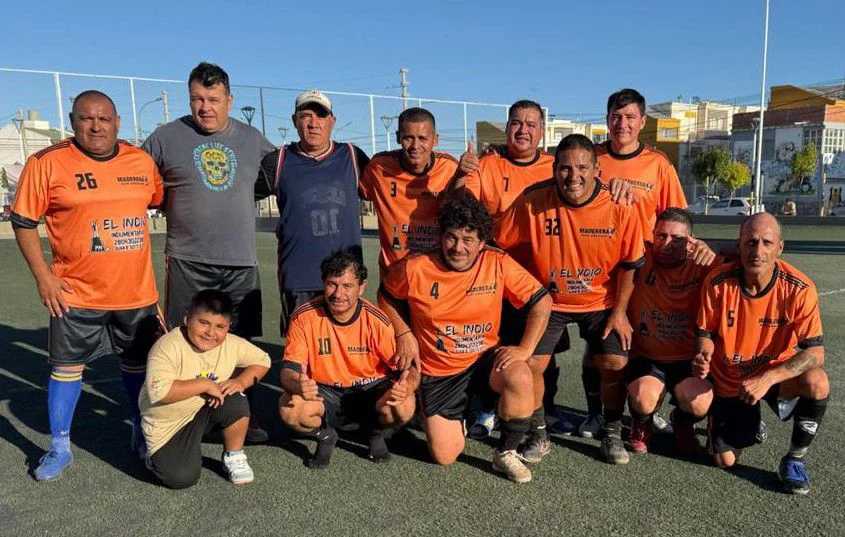 El torneo homenaje a Juan Alarcón puso primera con triunfos abultados. 3