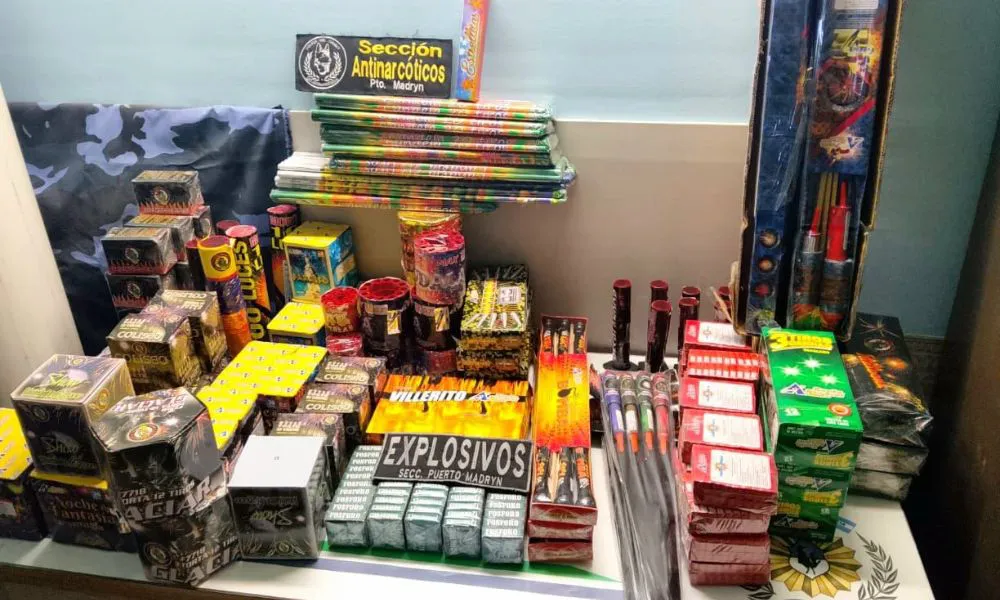 Secuestran pirotecnia en operativos