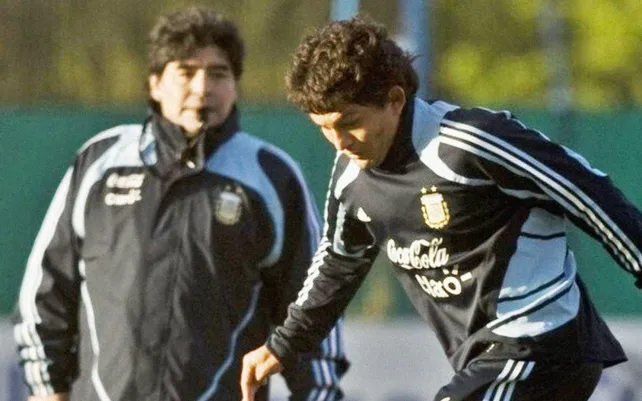 El Pulga Rodríguez y Maradona