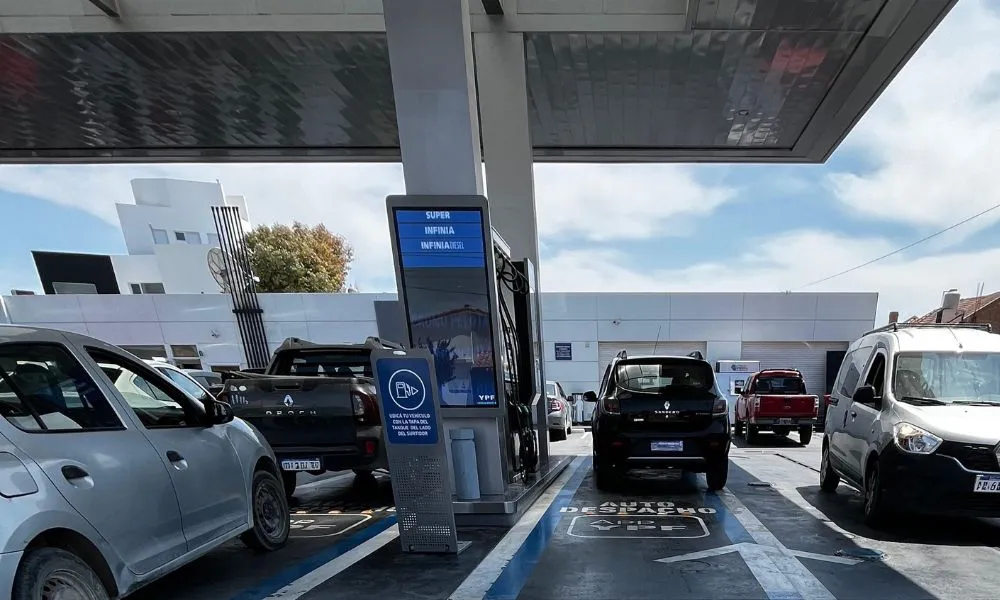 Autodespacho de combustible El Tenaz