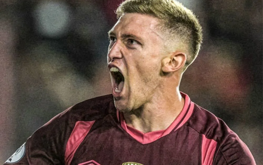 Un cabezazo de Rodrigo Castillo inclinó la ida de la Recopa Sudamericana en La Fortaleza.