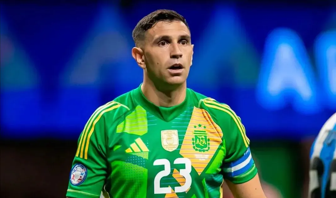 Emiliano Martínez podría cambiar de equipo en el próximo mercado