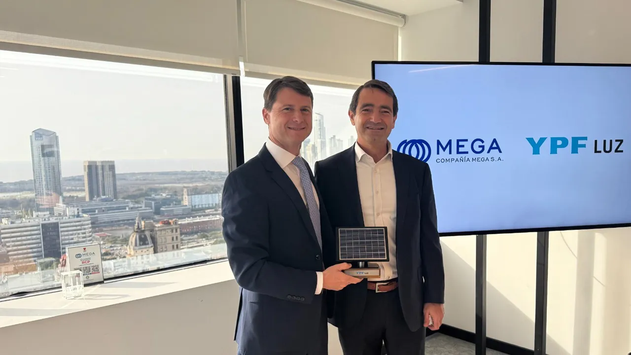 Mega YPF Luz
