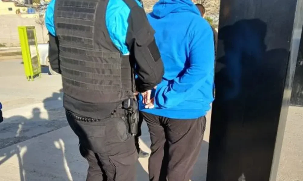 empleado detenido