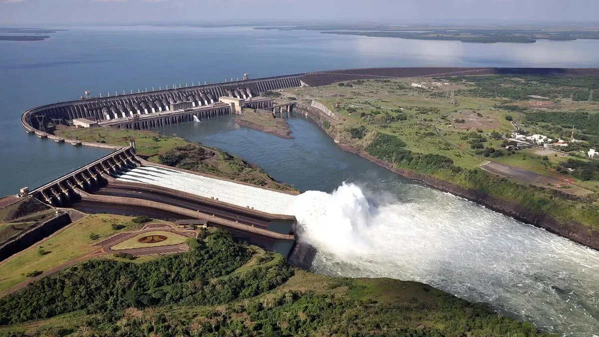 Yacireta anuncia un aumento sustancial de los caudales en el Parana
