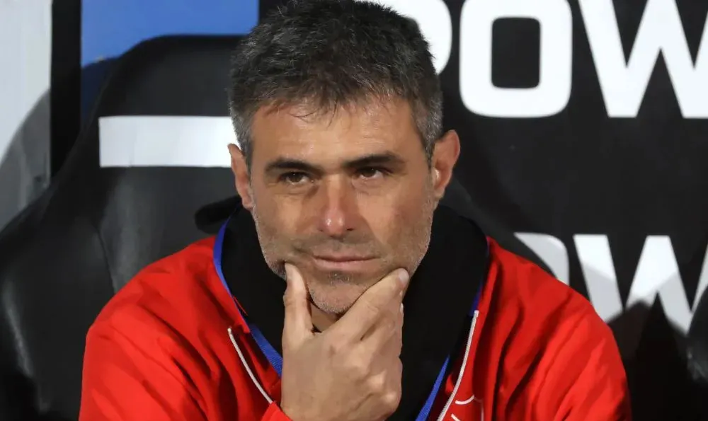 El Rojo recibe a Universidad de Chile con la obligación de remontar la serie